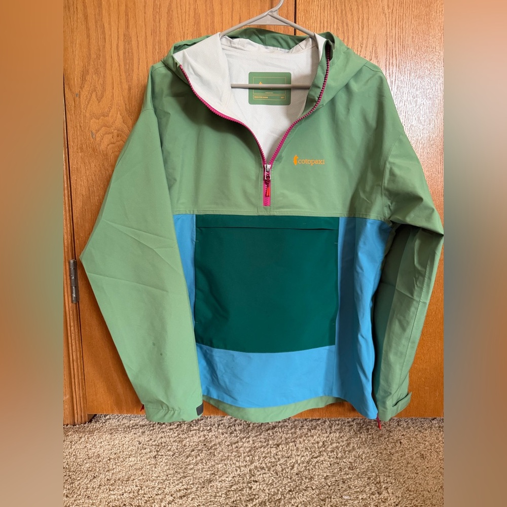 cotopaxi Colorblock Pullover Rain Anorak in Light Green, Teal & Sky Blue